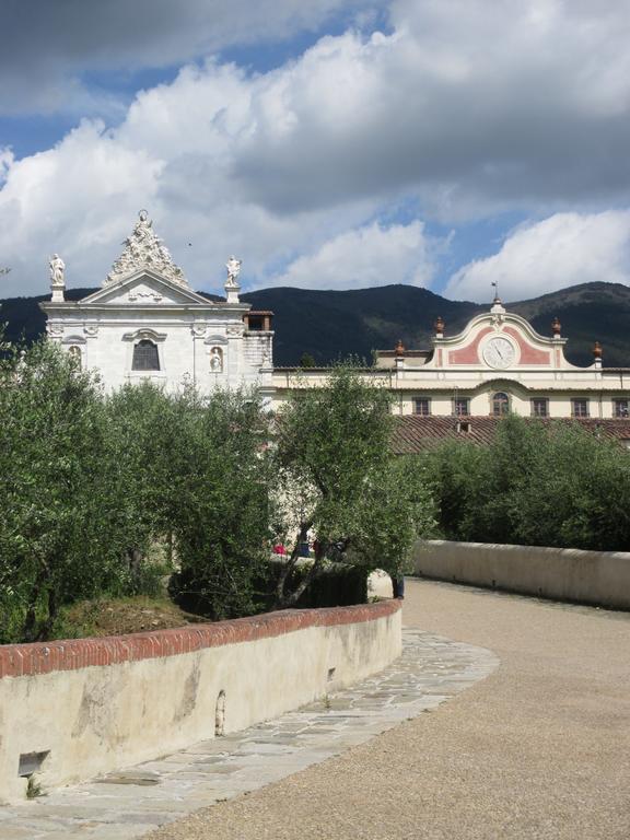 Bed And Breakfast Zia Calci Exterior foto