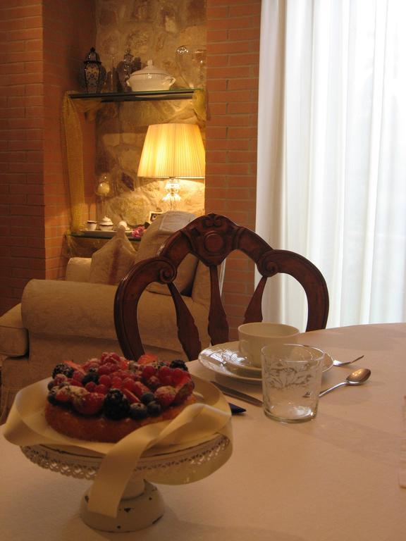 Bed And Breakfast Zia Calci Exterior foto